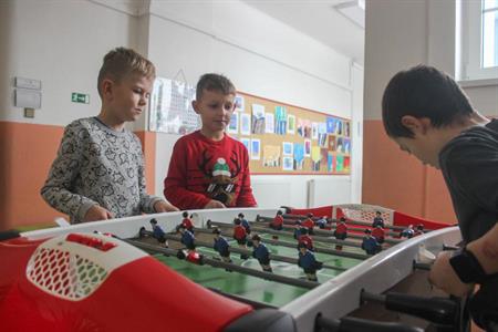 ZŠ * Předvánočními dílničkami jsme v letošním roce opět vstoupili do adventu