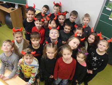ZŠ * Předvánočními dílničkami jsme v letošním roce opět vstoupili do adventu