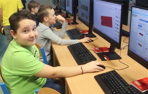 ZŠ * Předvánočními dílničkami jsme v letošním roce opět vstoupili do adventu