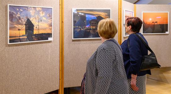 Kultura * Vernisáž výstavy fotografií SVÍTÁNÍ a SOUMRAK