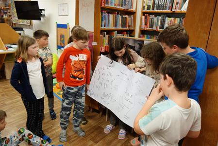 Městská knihovna * Noc s Andersenem na téma Dobrodružné cesty Petra Síse