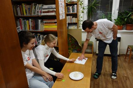 Městská knihovna * Noc s Andersenem na téma Dobrodružné cesty Petra Síse