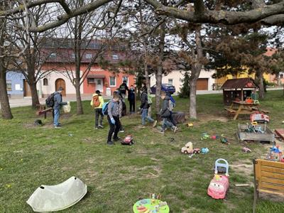 Základní škola * Projektový den „Ukliďme Velké Pavlovice“