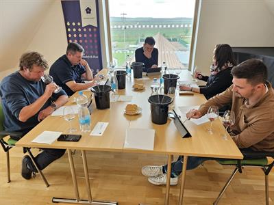  Vinařství & vinařství * Modrohorská pecka 2024 má svého šampiona