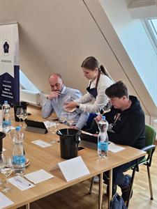  Vinařství & vinařství * Modrohorská pecka 2024 má svého šampiona