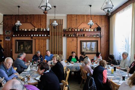 Senioři * Do Ždírce přes Muzeum nové generace