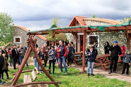 Velkopavlovický okrašlovací spolek * JARNÍ ŠLAPKA 2024