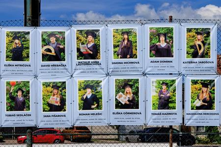 Gymnázium * Maturitní tablo třídy 4. A třídní učitelky Mgr. Marie Holáskové
