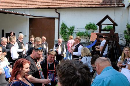 Víno & vinařství * Májové otevřené sklepy 2024