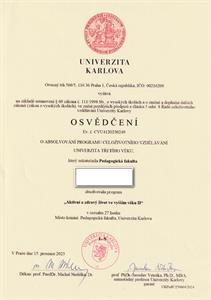 Senioři * Posluchači U3V Univerzity Karlovy v Praze převzali svá osvědčení o absolvování