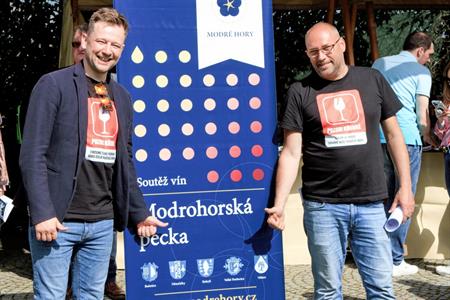 Modré Hory * Májové putování po Modrých Horách & Modrohorská pecka 2024