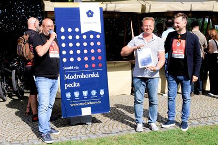 Modré Hory * Májové putování po Modrých Horách & Modrohorská pecka 2024