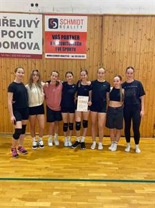 Gymnázium * Volejbalový turnaj v Břeclavi & jeden bronz
