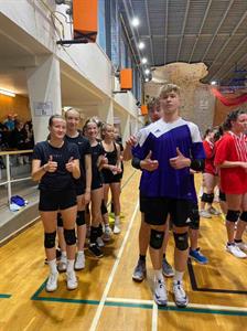 Gymnázium * Volejbalový turnaj v Břeclavi & jeden bronz