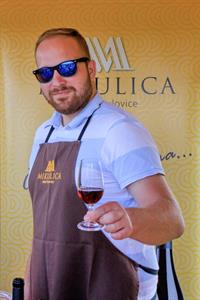VOC vinice * Putování vinicemi za víny VOC 2024