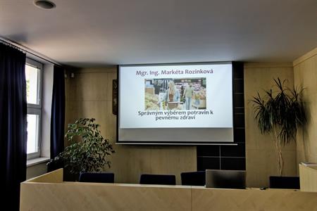 Senioři * Přednáška Zdravá výživa. Projekt pro seniory Jak relativní je stáří II.