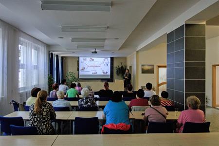 Senioři * Přednáška Zdravá výživa. Projekt pro seniory Jak relativní je stáří II.