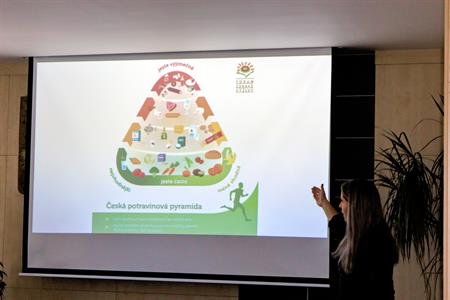 Senioři * Přednáška Zdravá výživa. Projekt pro seniory Jak relativní je stáří II.