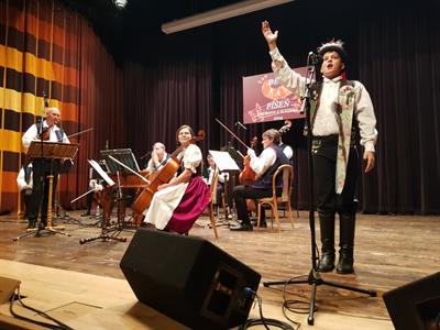 Kultura & folklor * Marek Hanák v TOP desítce nejlepších zlatých zpěváčků ČR roku 2024; národní kolo soutěže Děti a píseň Slovácka