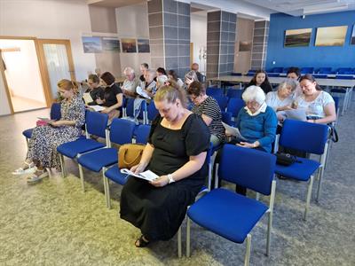 Gymnázium & Městská knihovna * Beseda Příběhy našich sousedů o osudu Pavla Nesvadby se Stanislavem Nesvadbou