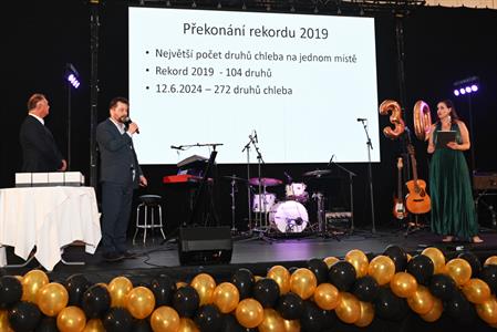 Řemeslo & úspěchy * Pekařství KŘIVKA zlatné v soutěži CHLÉB ROKU 2024 v kategorii CHLÉB MLADÝCH