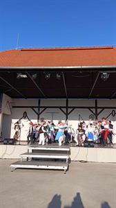 Kultura & folklor * Finálovém klání dětských verbířů na národní přehlídce dětského verbuňku - Mezinárodní dětský festival Kunovské léto
