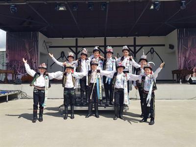 Kultura & folklor * Finálovém klání dětských verbířů na národní přehlídce dětského verbuňku - Mezinárodní dětský festival Kunovské léto