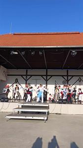 Kultura & folklor * Finálovém klání dětských verbířů na národní přehlídce dětského verbuňku - Mezinárodní dětský festival Kunovské léto