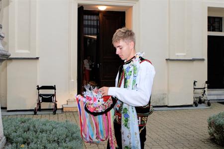 Folklor & tradice * VELKOPAVLOVICKÉ KROJOVANÉ HODY 2024 * Nedělní mše svatá a povolení hodů starostou města