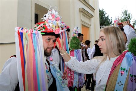 Folklor & tradice * VELKOPAVLOVICKÉ KROJOVANÉ HODY 2024 * Nedělní mše svatá a povolení hodů starostou města