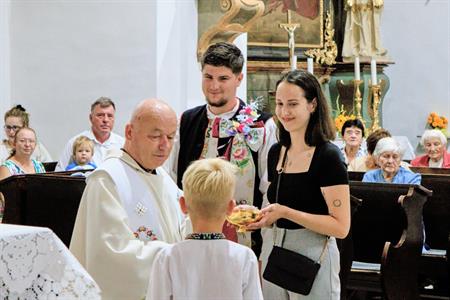 Folklor & tradice * VELKOPAVLOVICKÉ KROJOVANÉ HODY 2024 * Nedělní mše svatá a povolení hodů starostou města