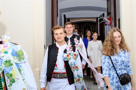Folklor & tradice * VELKOPAVLOVICKÉ KROJOVANÉ HODY 2024 * Nedělní mše svatá a povolení hodů starostou města