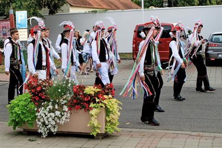 Folklor & tradice * VELKOPAVLOVICKÉ KROJOVANÉ HODY 2024 * Nedělní mše svatá a povolení hodů starostou města