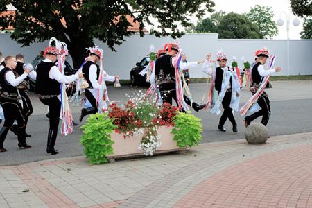 Folklor & tradice * VELKOPAVLOVICKÉ KROJOVANÉ HODY 2024 * Nedělní mše svatá a povolení hodů starostou města