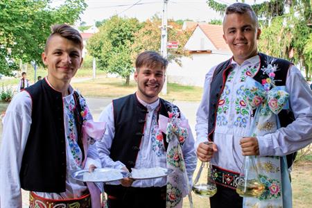 Folklor & tradice * VELKOPAVLOVICKÉ KROJOVANÉ HODY 2024 * Nedělní mše svatá a povolení hodů starostou města