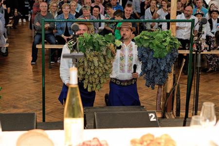 Folklor & tradice * VELKOPAVLOVICKÉ VINOBRANÍ 2024 - Páteční a sobotní program 13. a 14. září 2024