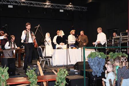 Folklor & tradice * VELKOPAVLOVICKÉ VINOBRANÍ 2024 - Páteční a sobotní program 13. a 14. září 2024