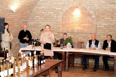 Vinařství * Žehnání mladých vín ročníku 2024 ve Vinných sklepech Františka Lotrinského