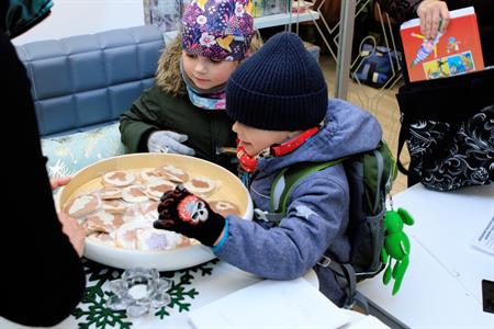 Advent & Vánoce * Netradičně tradiční okenní adventní kalendář města Velké Pavlovice