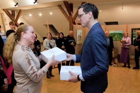 Kultura * Vernisáž výstavy Plenér 2024 - Dotyky s pavlovickou krajinou