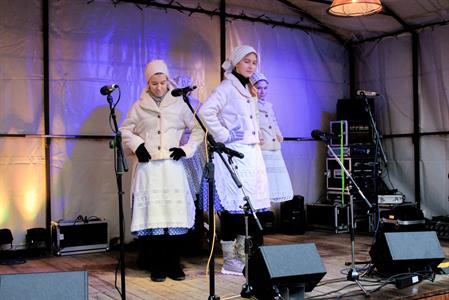 Advent & Vánoce * Vánoční jarmark u radnice roku 2024 