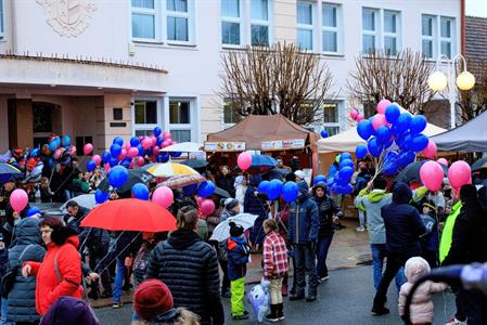 Advent & Vánoce * Vánoční jarmark u radnice roku 2024 