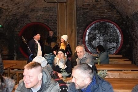 Spolek vinařů Víno z Velkých Pavlovic & Velkopavlovické tradice * Premiérové OSTATKOVÉ OTEVŘENÉ SKLEPY 2025