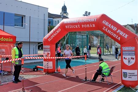 Sport * BĚH O VELKOPAVLOVLOVICKOU MERUŇKU roku 2025; VIII. ročník