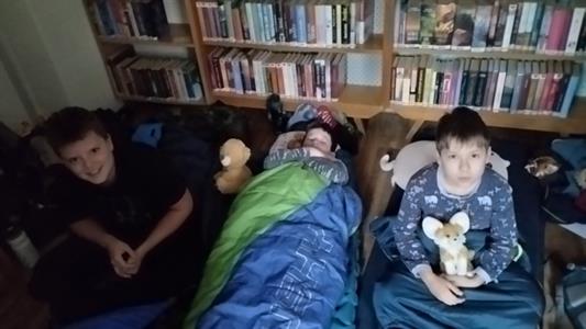Městská knihovna * NOC S ANDERSENEM roku 2025, se knihou Staré řecké báje a pověsti
