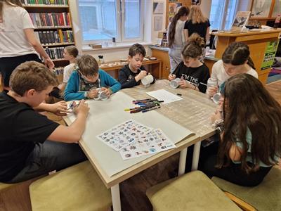 Městská knihovna * NOC S ANDERSENEM roku 2025, se knihou Staré řecké báje a pověsti