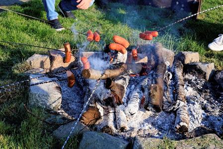 Kultura & Rozhledna Slunečná * ČARODKY pod rozhlednou Slunečná aneb Slet čarodějnic pro děti