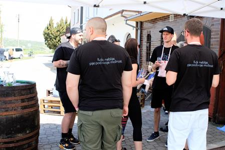  Víno a vinařstvi * Májové otevřené sklepy 2025: spousta vína, hudby, gastronomických specialit a jeden velký zážitek 