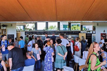  Víno a vinařstvi * Májové otevřené sklepy 2025: spousta vína, hudby, gastronomických specialit a jeden velký zážitek 