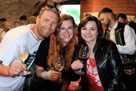  Víno a vinařstvi * Májové otevřené sklepy 2025: spousta vína, hudby, gastronomických specialit a jeden velký zážitek 